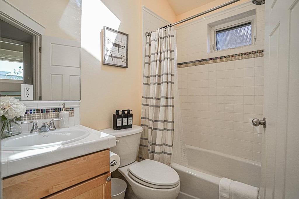 Exquisite Central Townhome With Spacious Loft And Gourmet Kitchen Seattle Ngoại thất bức ảnh